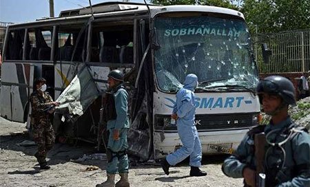 atentado suicida en kabul Talibán mata a más de dos personas en un atentado suicida en Kabul